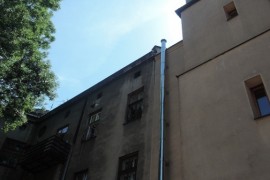 Stare Miasto - ulica Długa, okolica Kleparza: pub 100 m2
